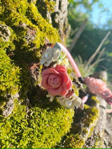 Serre tête mariage enfant ( petite rose )